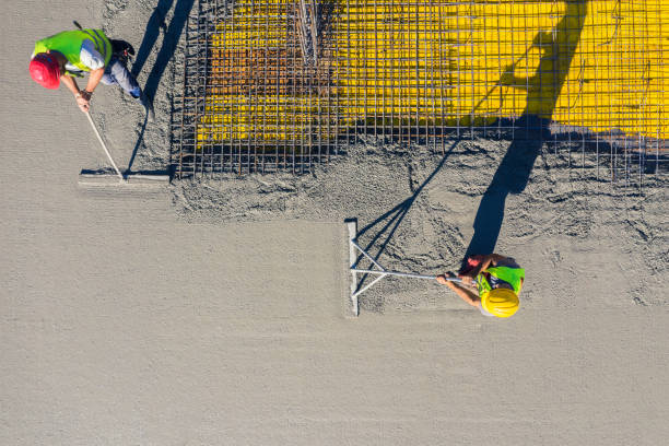 Best Affordable Concrete Contractor  in Neenah, WI